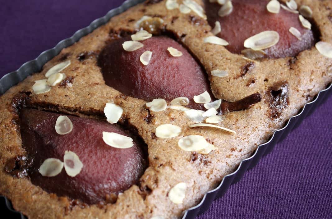 Speculaascake met stoofperen en amandel